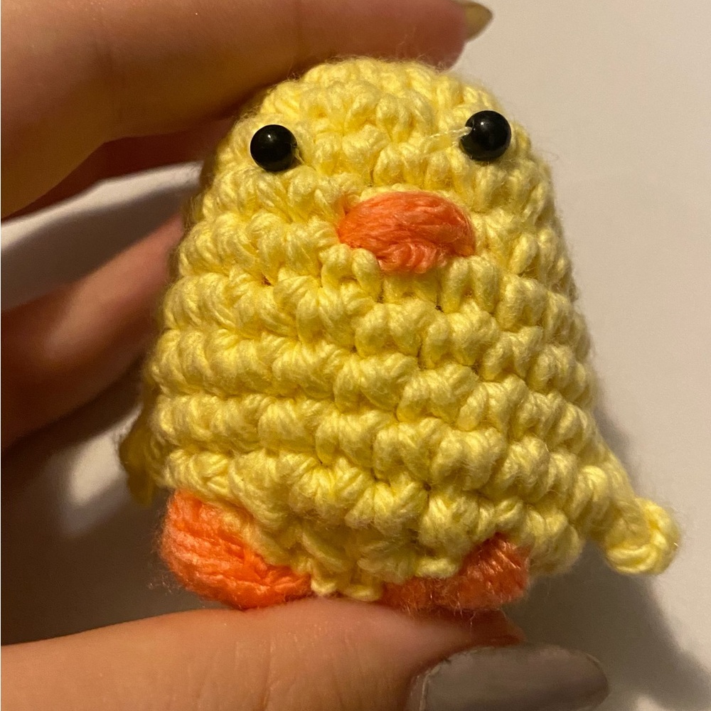 Crochet mini chick plush